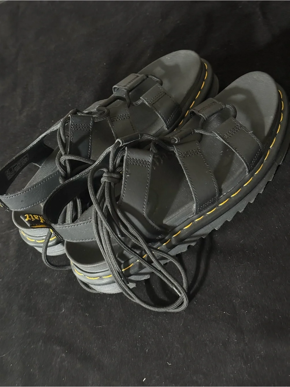Dr. Martens Black Leather Forster Sandals Men sz 9.. Excellent